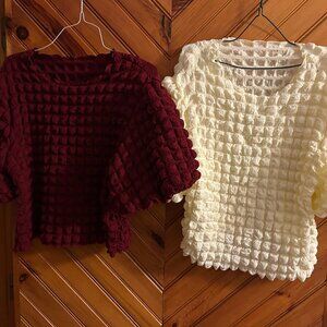 Women's Bubble Textured Tee in Ivory and Burgundy, Size OXL